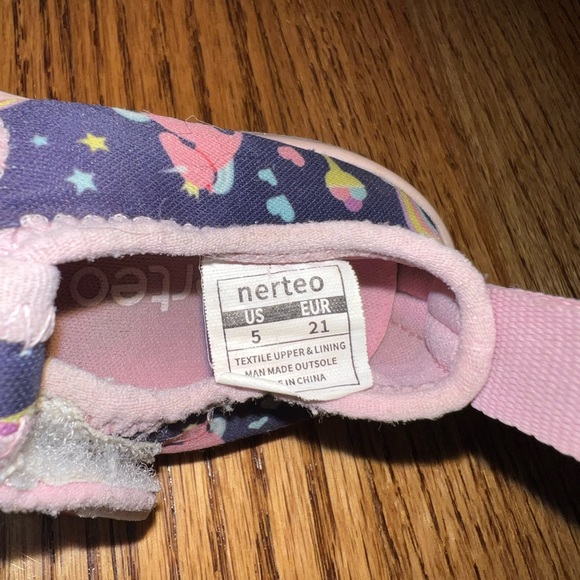 Bundle of Two Pairs of Summer Shoes, Toddler Girl Size 5 - Picture 7 of 12